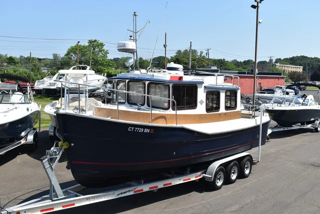 Slide: The Image of Ranger Tug R27 2012 - 3