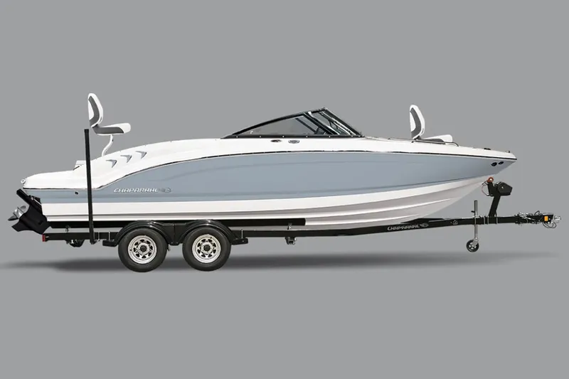 Slide: The Image of Chaparral 21 SSI Ski & Fish 2025 - 3