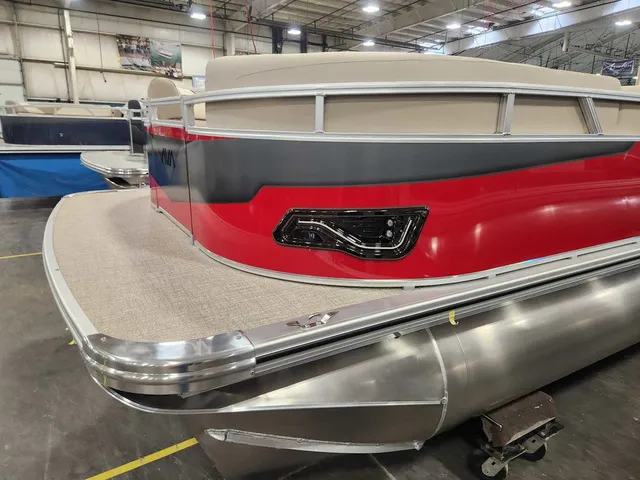 Slide: The Image of Avalon 2385 25 Venture 85 VRB 2026 - 11