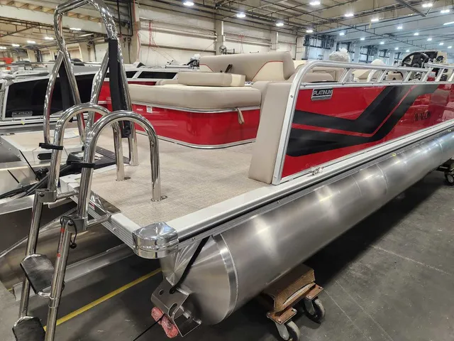 Slide: The Image of Avalon 2385 25 Venture 85 VRB 2026 - 3