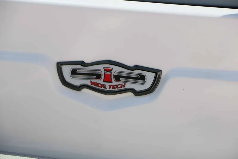 Slide: The Image of Chaparral 186 Wide Tech 2011 - 32