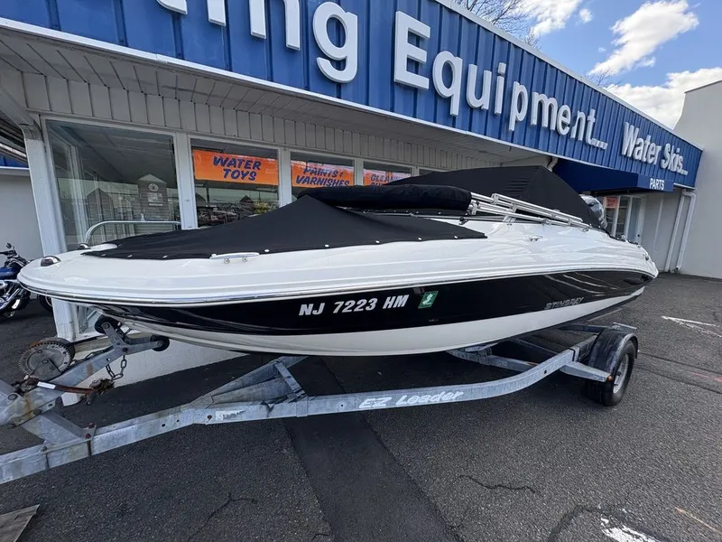 The Image of Stingray 191DC (OB) 2018 - 0
