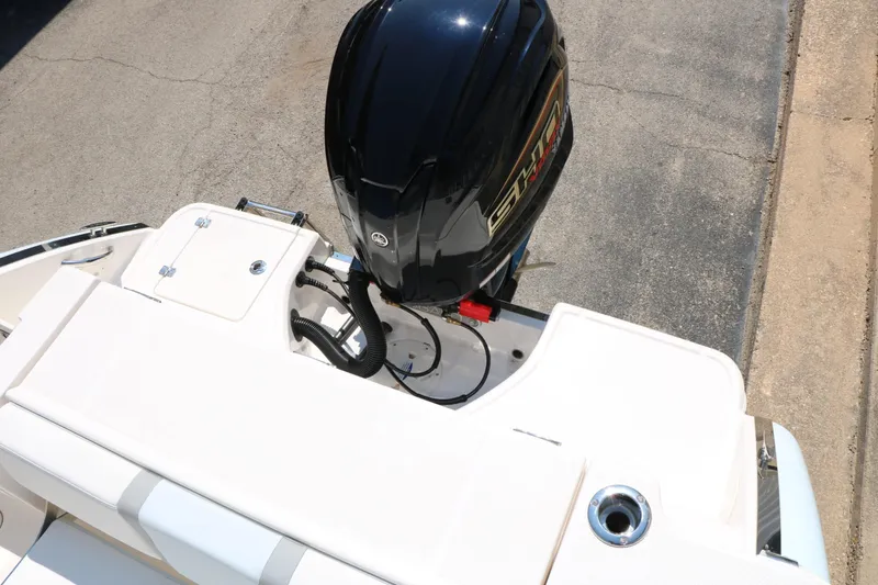 Slide: The Image of Robalo R230 Center Console 2026 - 30