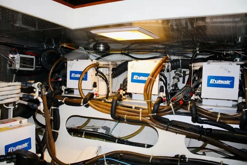 Slide: The Image of Jefferson Marquessa 56 Cockpit 2000 - 31