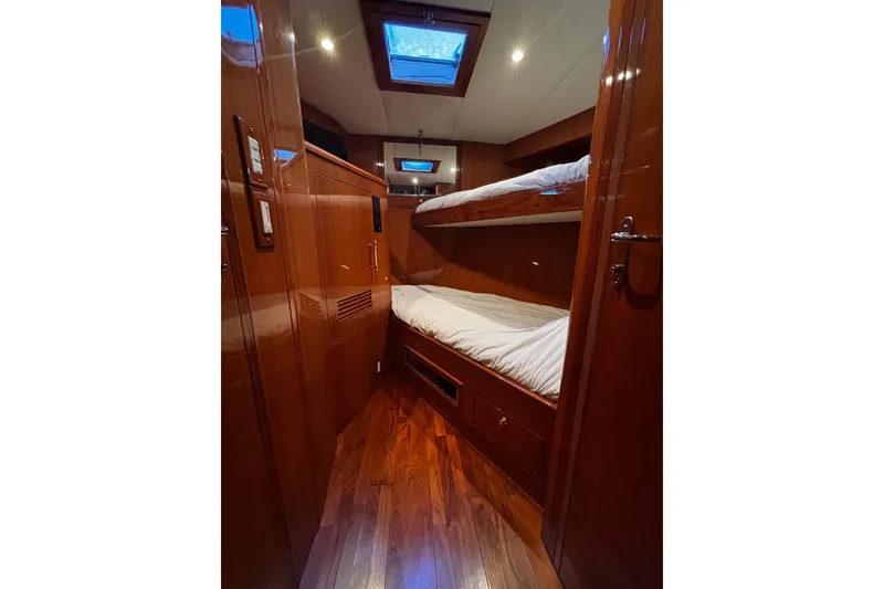 Slide: The Image of Jefferson Marquessa 56 Cockpit 2000 - 46
