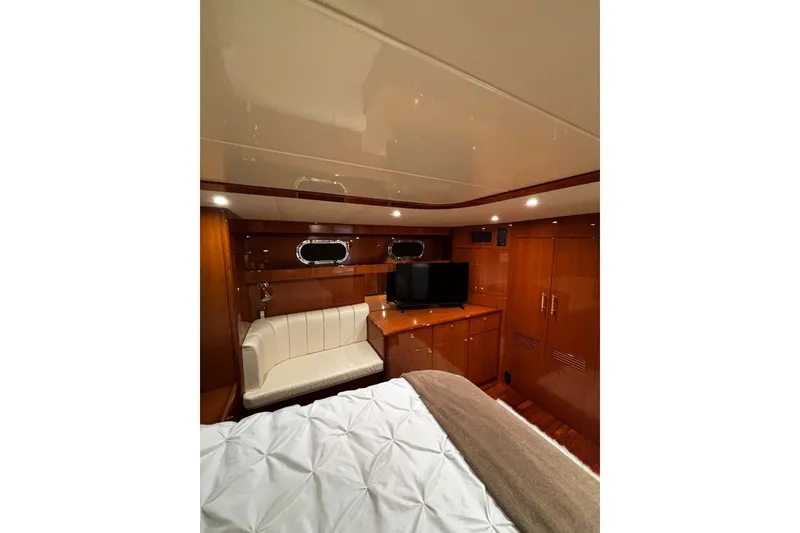 Slide: The Image of Jefferson Marquessa 56 Cockpit 2000 - 44