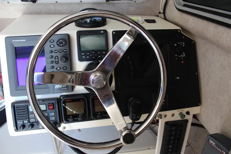 Slide: The Image of Parker Marine 2320 2008 - 3