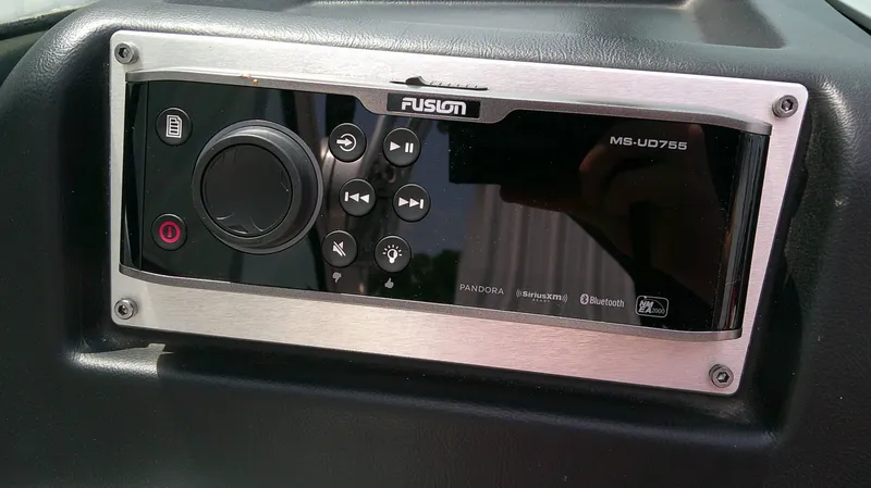 Slide: The Image of MasterCraft X 25 2014 - 16