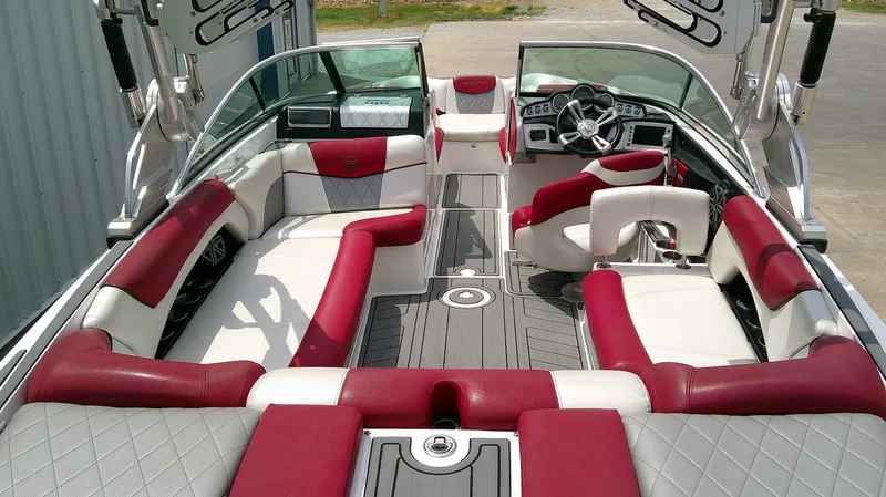 Slide: The Image of MasterCraft X 25 2014 - 8