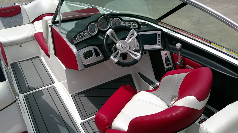 Slide: The Image of MasterCraft X 25 2014 - 12