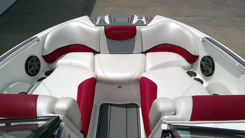 Slide: The Image of MasterCraft X 25 2014 - 17