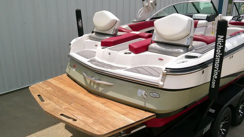 Slide: The Image of MasterCraft X 25 2014 - 7