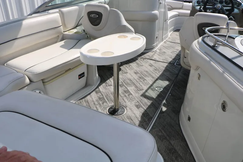 Slide: The Image of Crownline Boats 240 Ex 2004 - 42