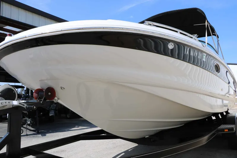 Slide: The Image of Crownline Boats 240 Ex 2004 - 53