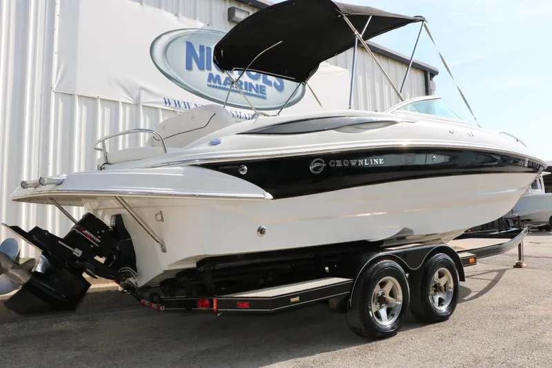 Slide: The Image of Crownline Boats 240 Ex 2004 - 3
