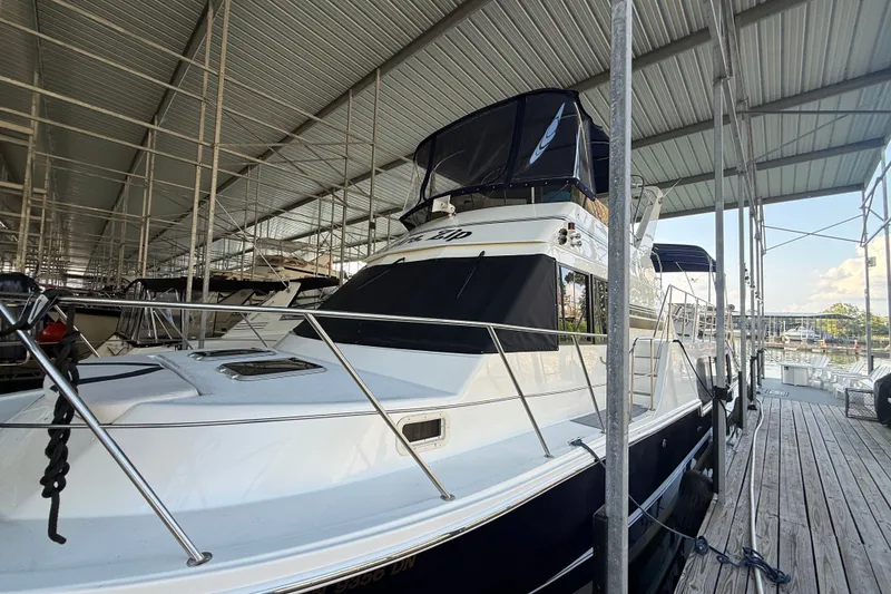 Slide: The Image of Harbor Master Coastal 520 2006 - 2