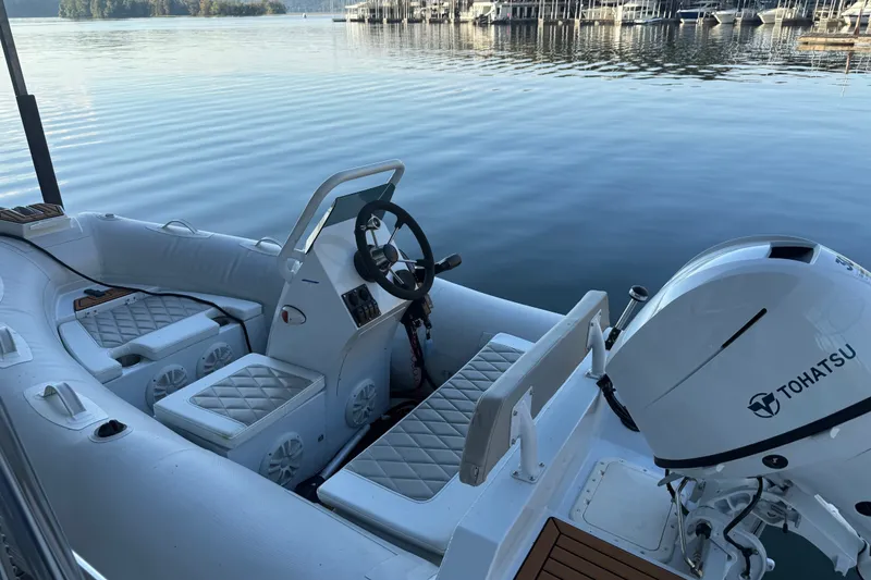 Slide: The Image of Harbor Master Coastal 520 2006 - 13