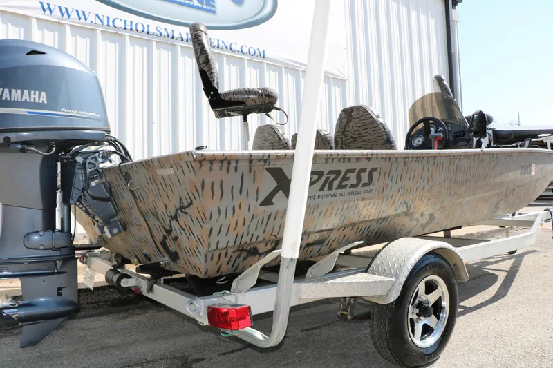 Slide: The Image of Xpress Xp 170 Bass 2015 - 7