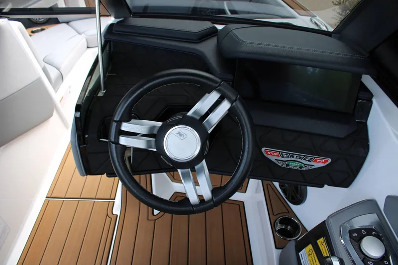 Slide: The Image of Nautique GS20 2023 - 7
