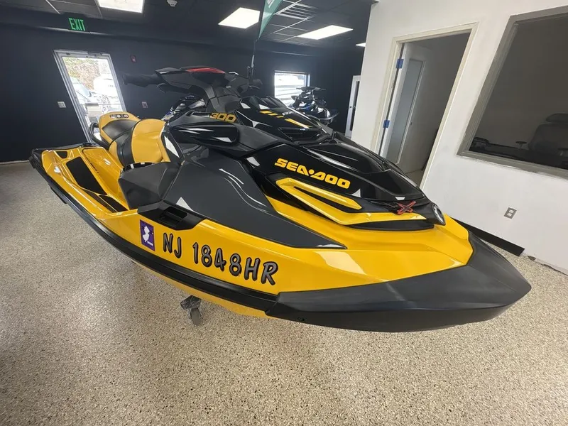 Slide: The Image of Sea-Doo RXT®-X® 300 Millenium Yellow 2021 - 1