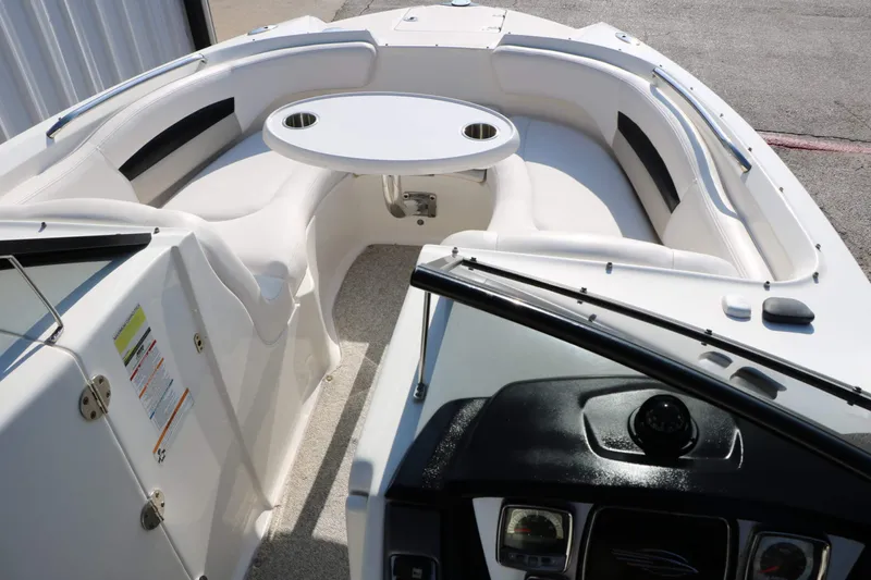 Slide: The Image of Chaparral Sunesta 244 Xtreme 2011 - 53