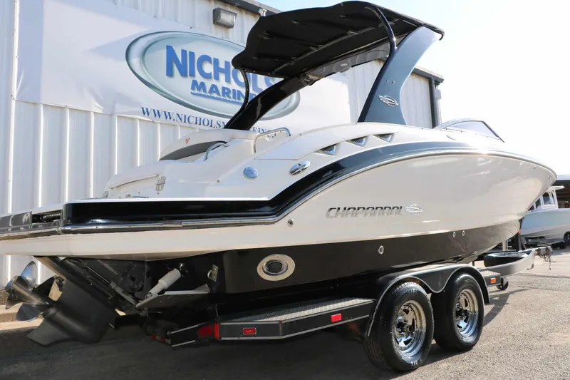 Slide: The Image of Chaparral Sunesta 244 Xtreme 2011 - 3