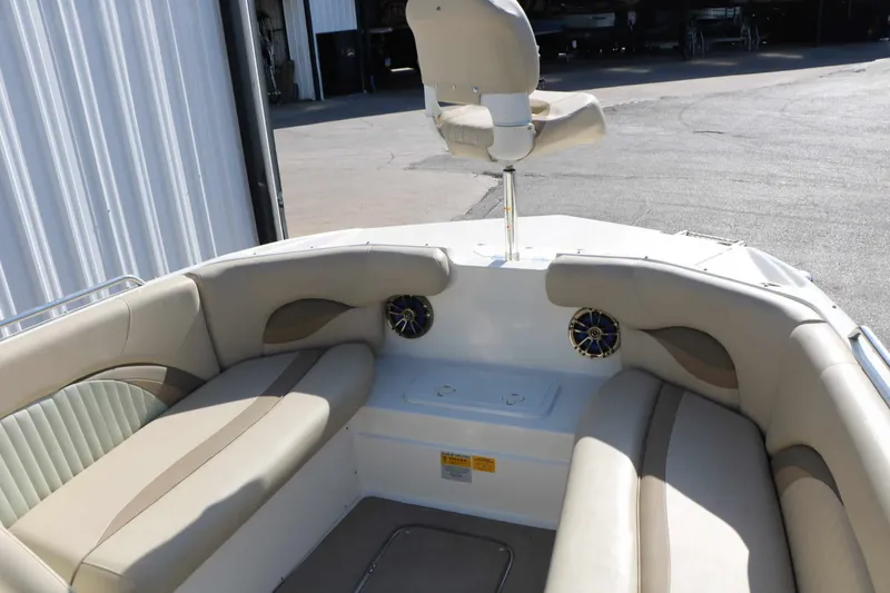 Slide: The Image of NauticStar 223 DC Sport Deckboat 2013 - 27