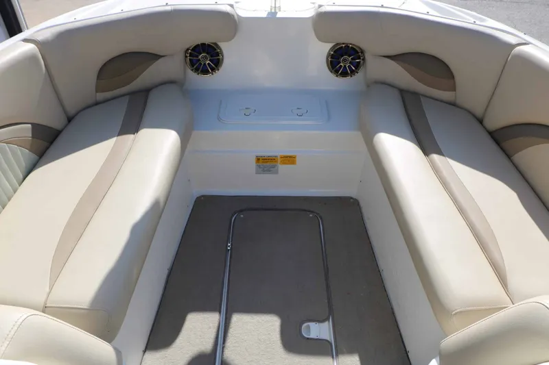 Slide: The Image of NauticStar 223 DC Sport Deckboat 2013 - 23
