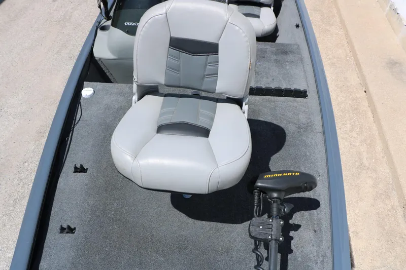 Slide: The Image of Tracker Boats Pro 170 2018 - 22