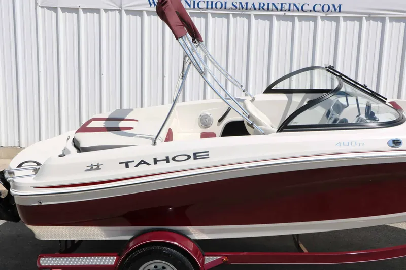 Slide: The Image of Tahoe 400 TF 2016 - 18