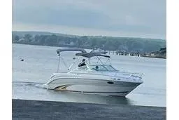 The Image of Sea Ray 245 Weekender 2001 - 0
