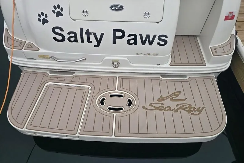 Slide: The Image of Sea Ray 245 Weekender 2001 - 5