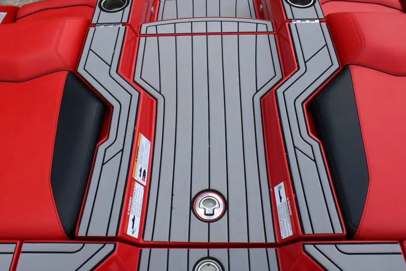 Slide: The Image of Nautique GS22 2021 - 21