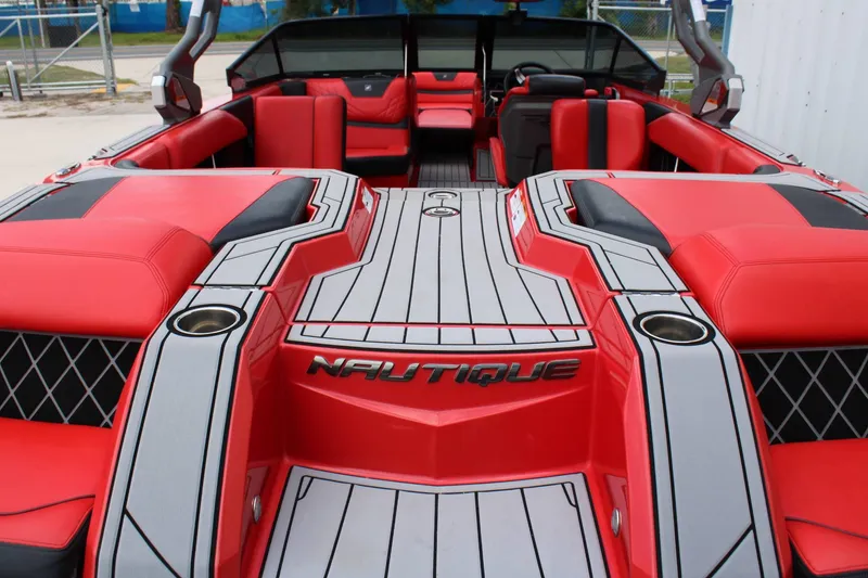 Slide: The Image of Nautique GS22 2021 - 20