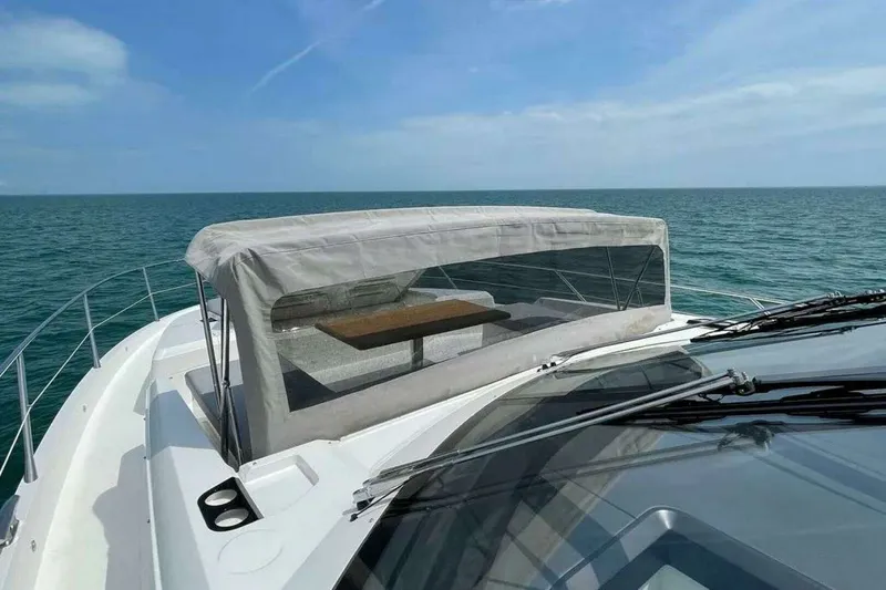 Slide: The Image of Model 74 Sport Yacht Category Flybridge 2020 - 18