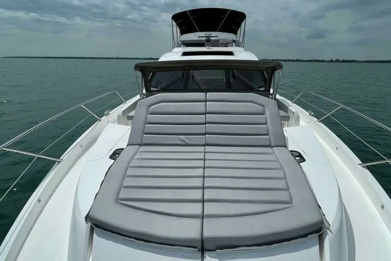 Slide: The Image of Model 74 Sport Yacht Category Flybridge 2020 - 24