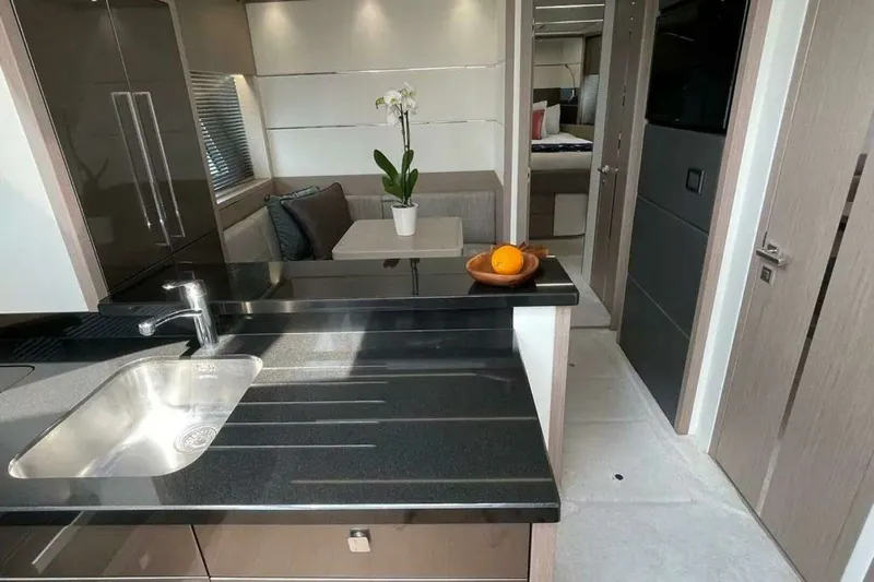 Slide: The Image of Model 74 Sport Yacht Category Flybridge 2020 - 46