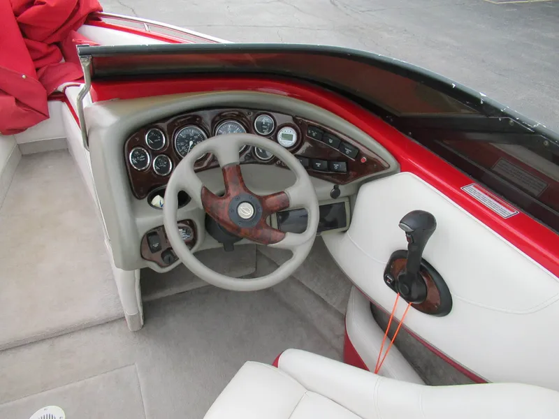 Slide: The Image of Crownline Boats 202 2001 - 4