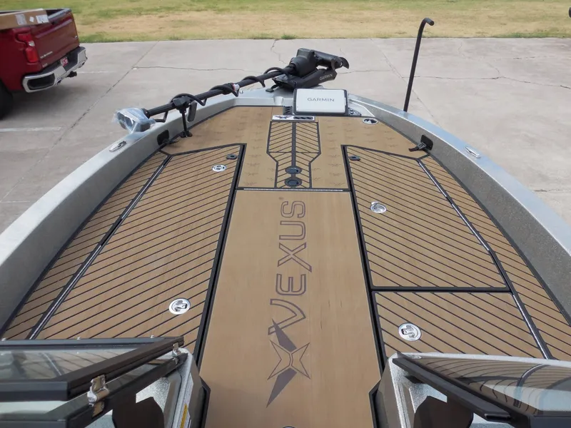 Slide: The Image of Vexus DVX 22S 2027 - 14