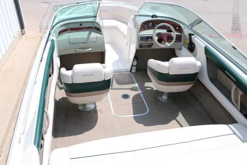 Slide: The Image of Chaparral 2130 Sport 1997 - 19