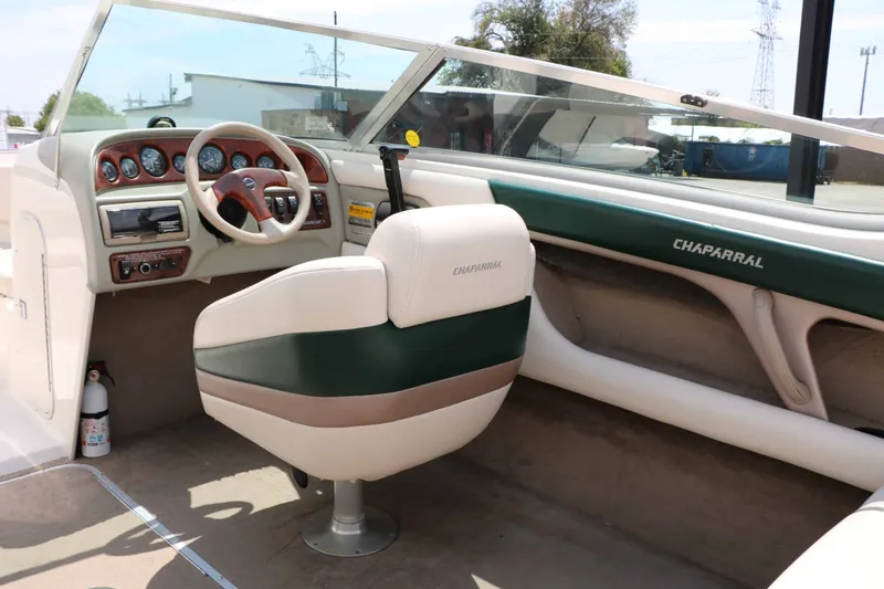 Slide: The Image of Chaparral 2130 Sport 1997 - 35
