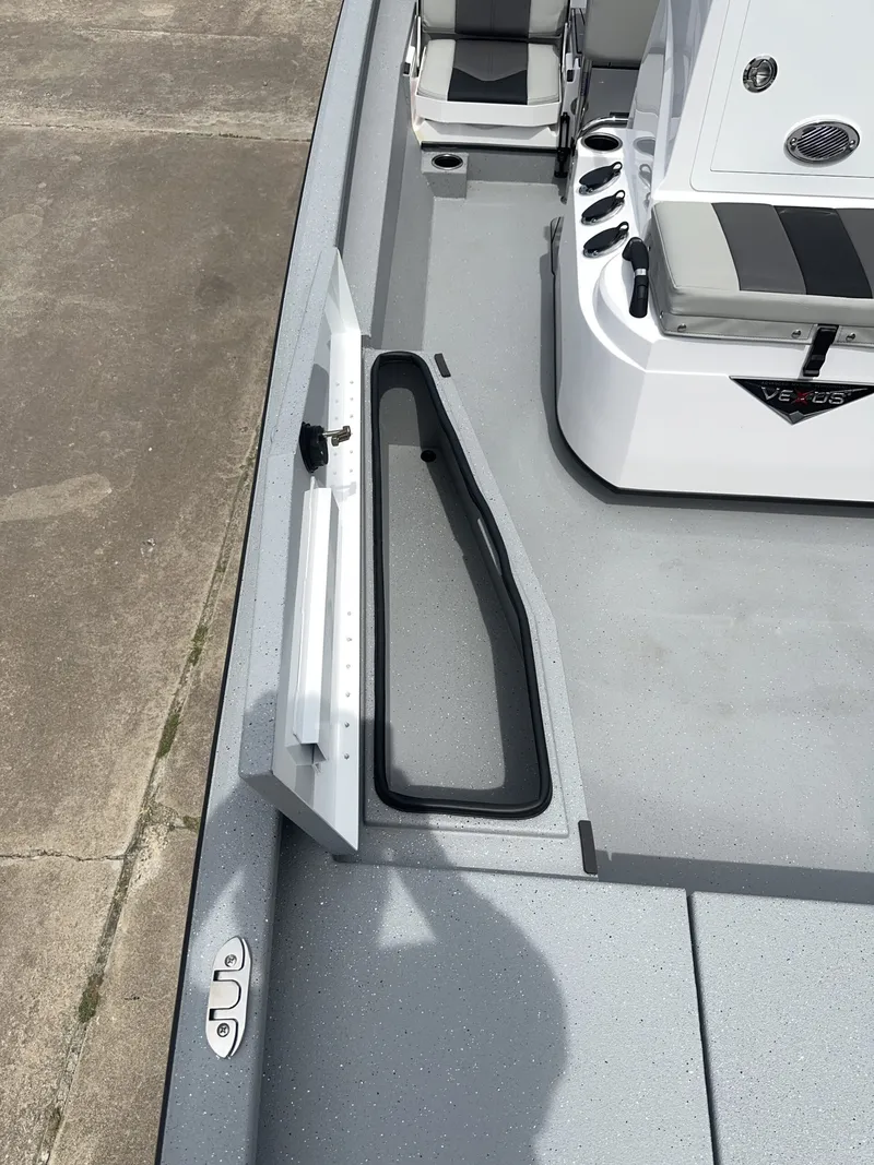 Slide: The Image of Vexus DEFENDER 201 2026 - 15