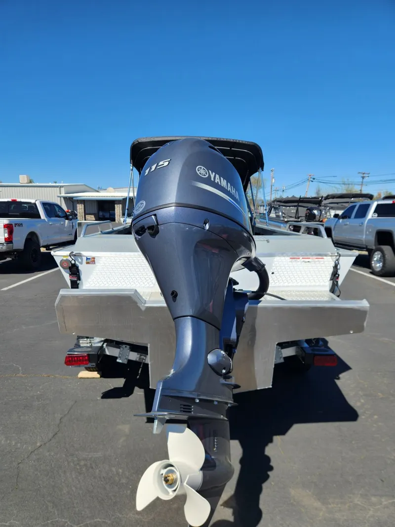 Slide: The Image of Boulton Powerboats NAVIGATOR 20 2026 - 5