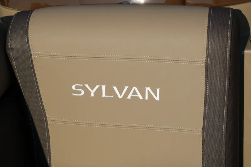 Slide: The Image of Sylvan Mirage 822 CLZ DH 2026 - 23