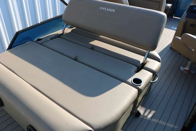 Slide: The Image of Sylvan Mirage 822 CLZ DH 2026 - 42