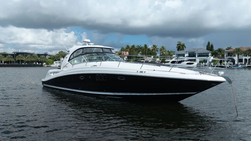 Slide: The Image of Sea Ray 44 Sundancer 2007 - 14