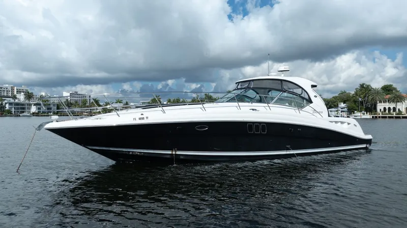 Slide: The Image of Sea Ray 44 Sundancer 2007 - 12