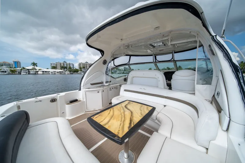 Slide: The Image of Sea Ray 44 Sundancer 2007 - 18