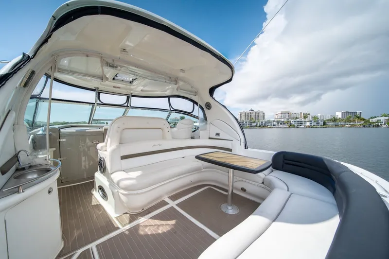 Slide: The Image of Sea Ray 44 Sundancer 2007 - 19