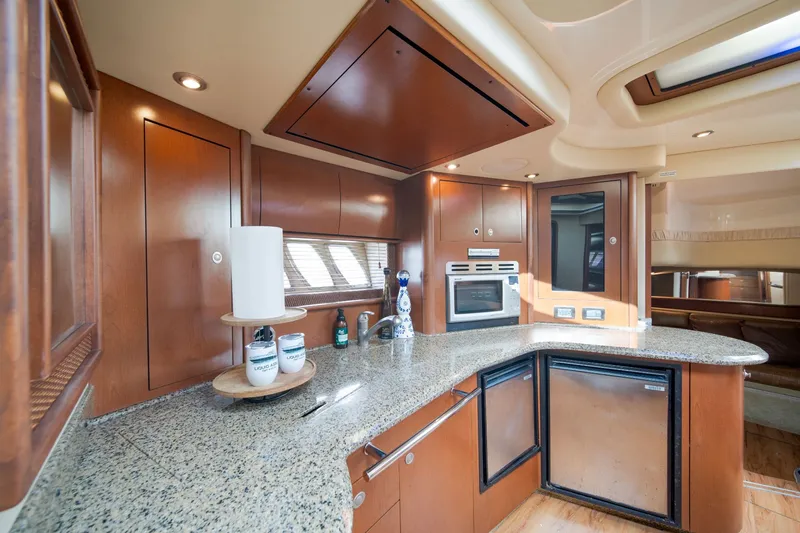 Slide: The Image of Sea Ray 44 Sundancer 2007 - 35